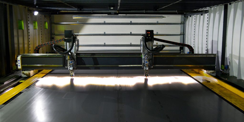 Groot lasersnijwerk op professionele lasersnijmachine tot 60 op 4,5 meter bij M. den Oudsten Buigwerken